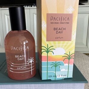 Pacifica Beach Day NWT